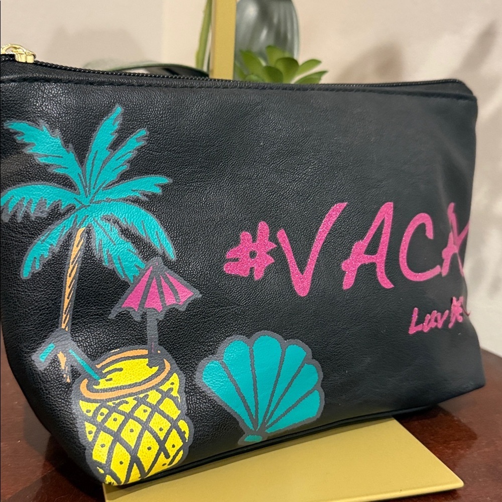 Black Vacay Clutch Betsey Johnson cosmetic case bag zipper pouch weekend purse - Picture 3 of 8